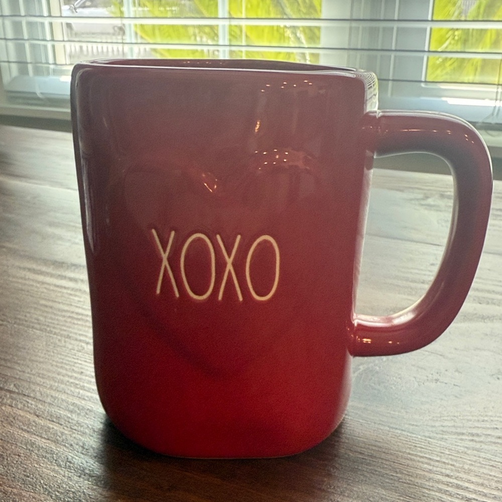 Rae Dunn Red XOXO Mug